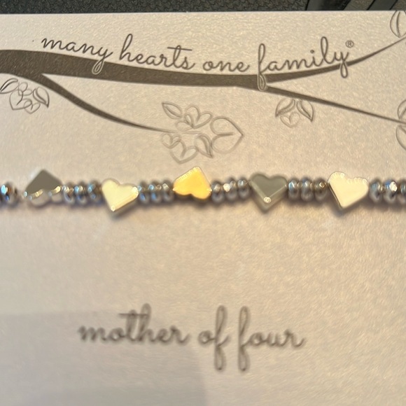 Alexa’s Angels silver Mother of Four stretch bracelet with lead free metal. - Picture 3 of 3